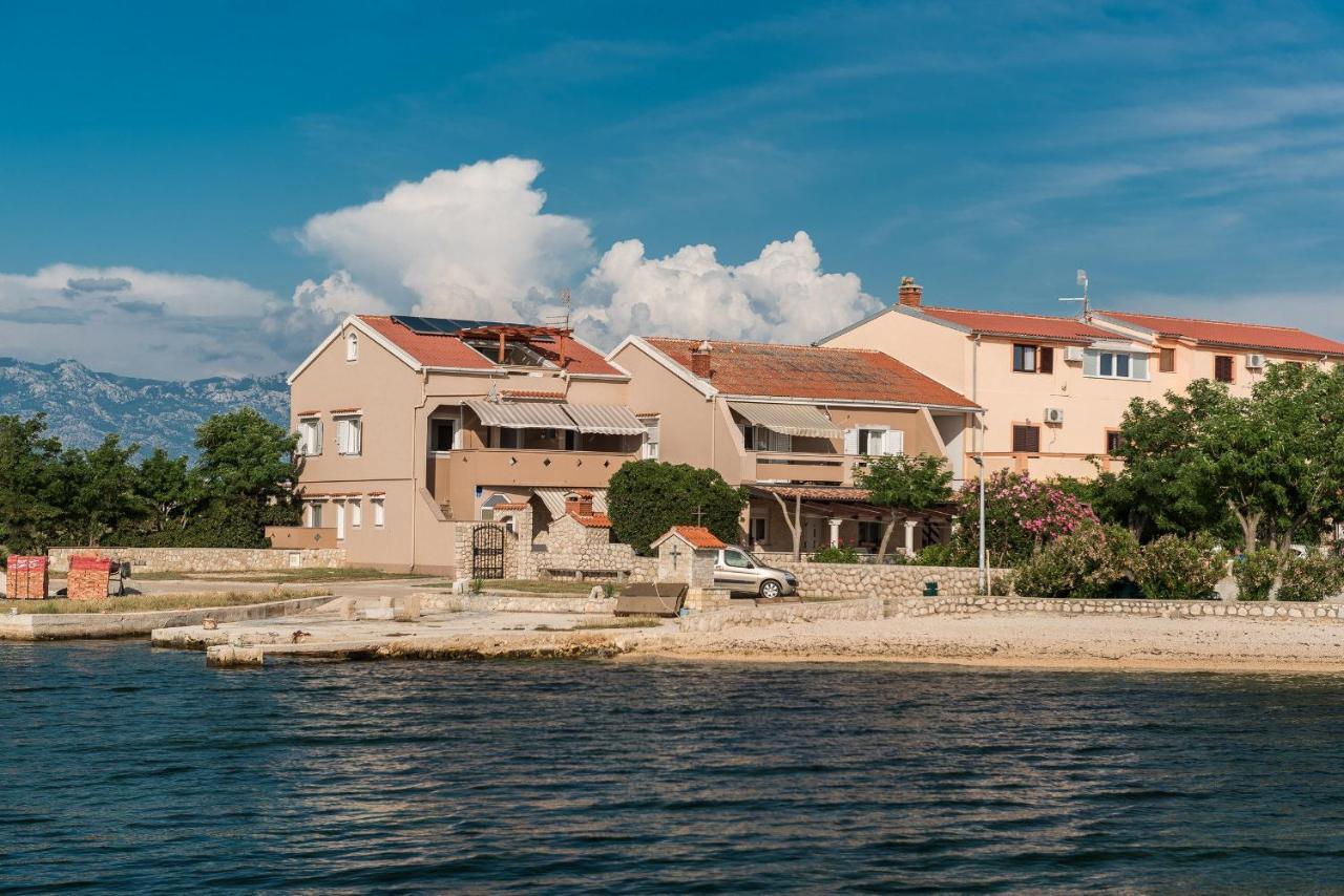 Apartments Hidden Beach Gem Pag Town Εξωτερικό φωτογραφία